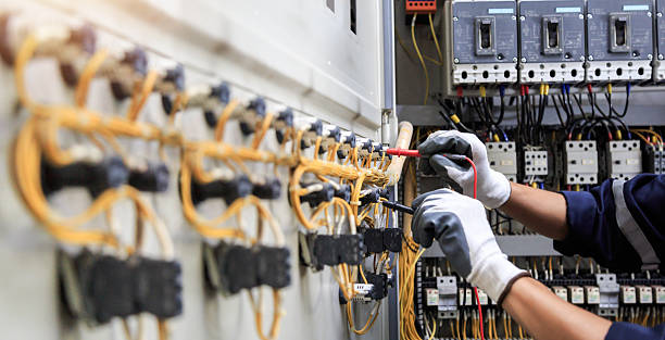 Professional Electrician technician working in Anthony, TX